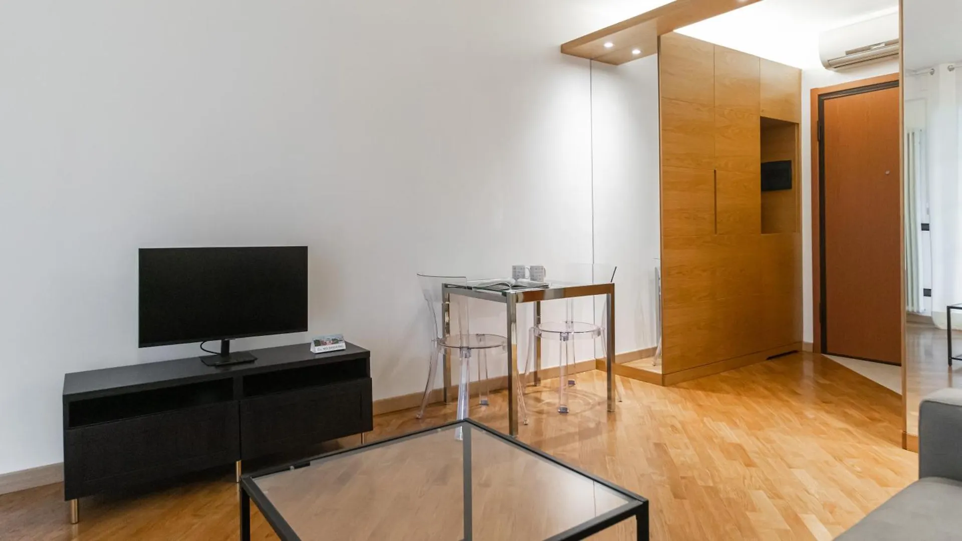 Italianway - Ceroni 10 Apartamento Milão 0*,  Itália